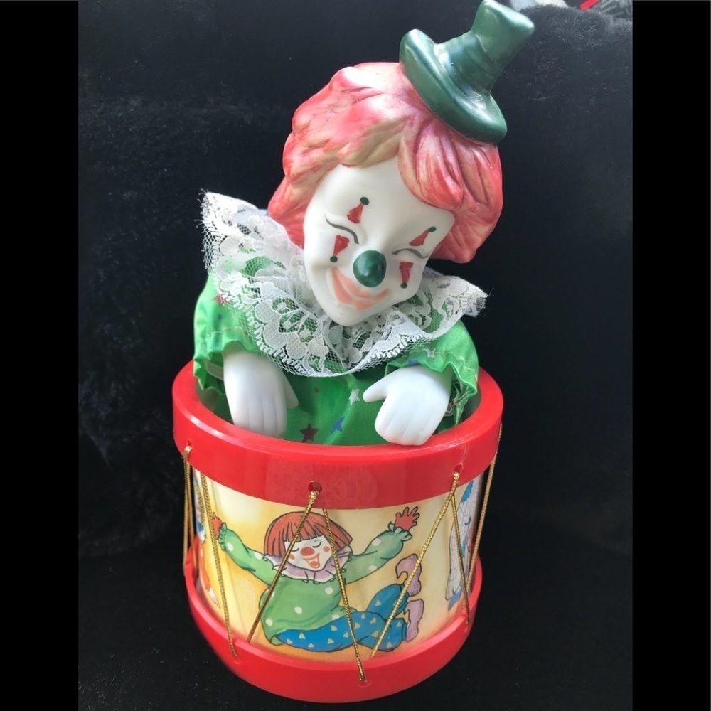 Rare Vintage 1970’s Musical Moving Clown